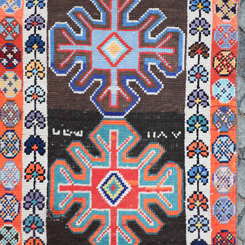 Z183 Handwoven Vintage Rug 2'6 x 11’11