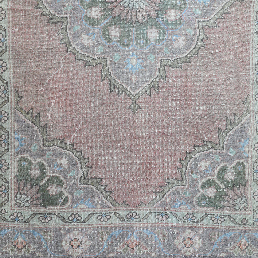 Z84 Handwoven Vintage Rug 3'2 x 12’11