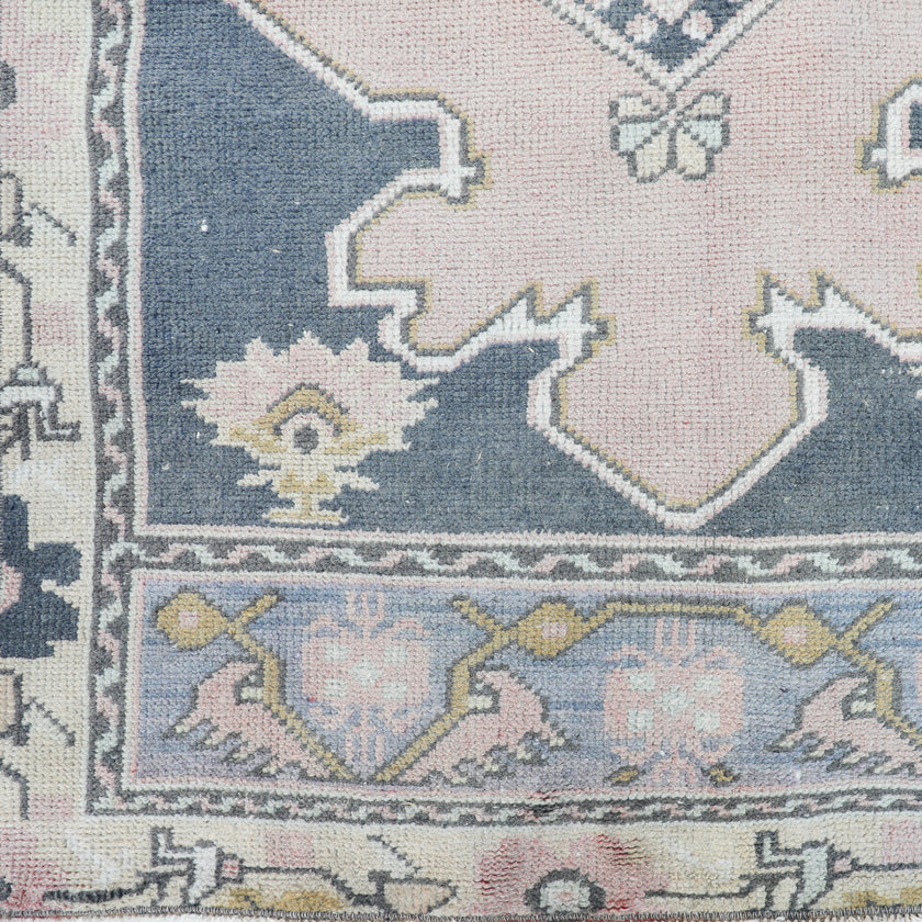 Z185 Handwoven Vintage Rug 2'9 x 9’1