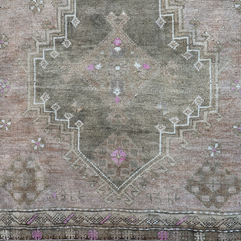 Z201 Handwoven Vintage Rug 3'2 x 12’3