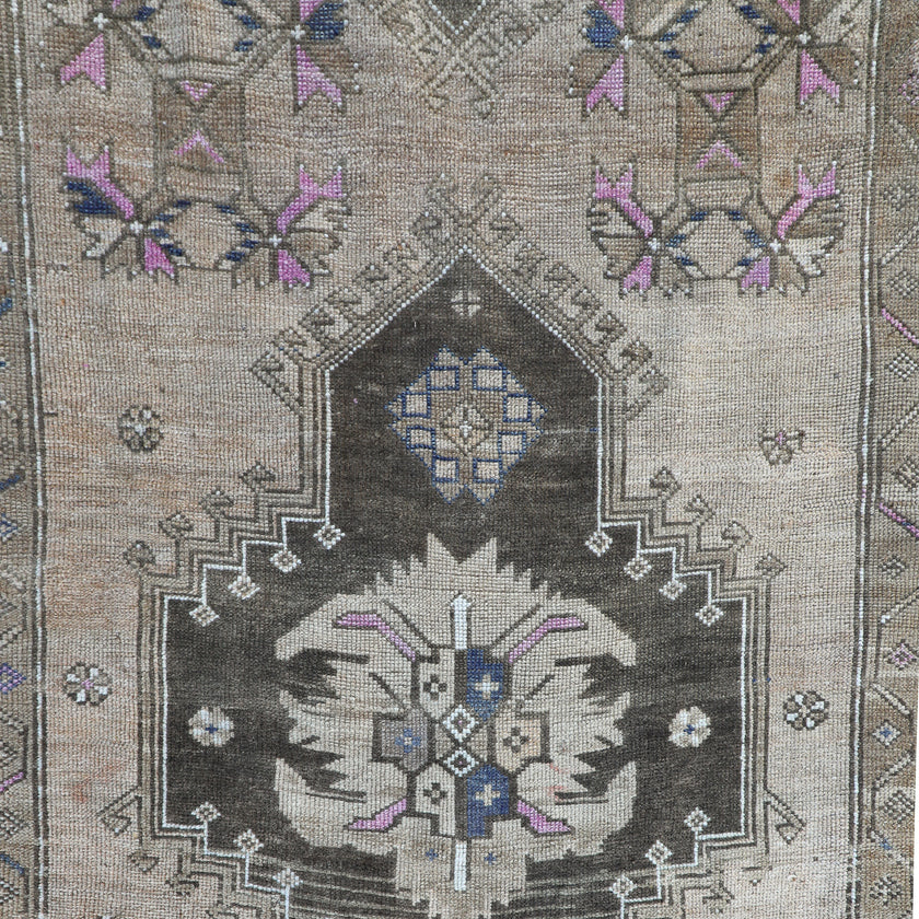 Z201 Handwoven Vintage Rug 3'2 x 12’3