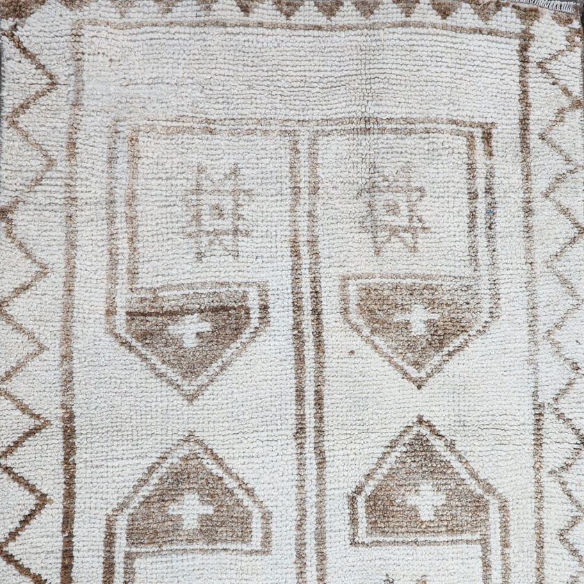 Z214 Handwoven Vintage Rug 2'10 x 11’8