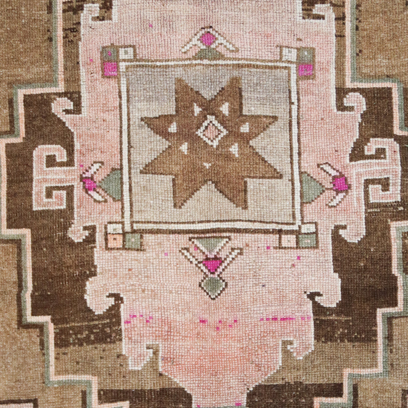 Z231 Handwoven Vintage Rug 5'10x11’11