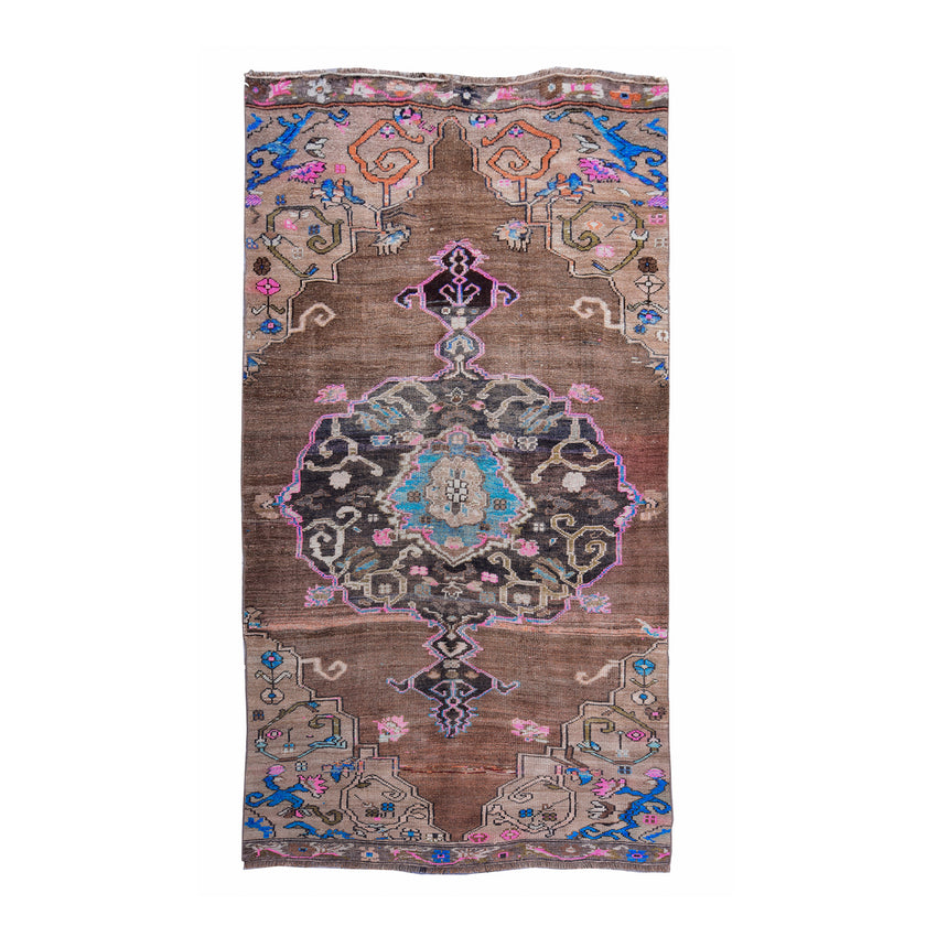 Z234 Handwoven Vintage Rug 4’4 x 8’10