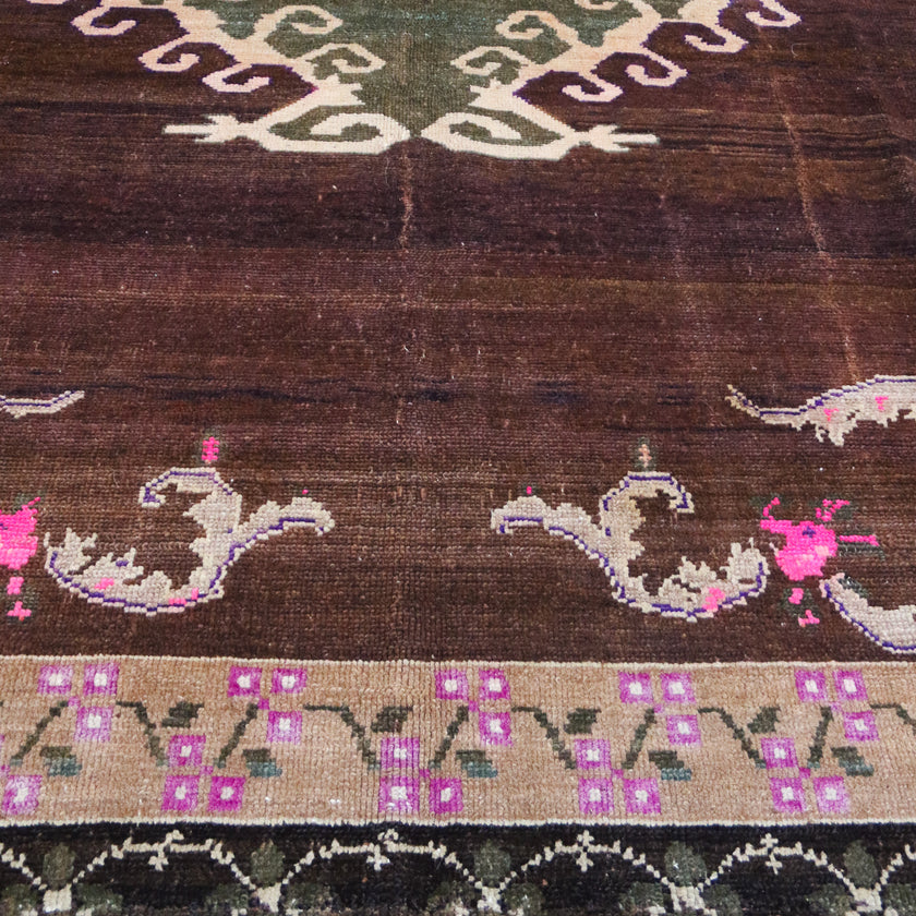 Z242 Handwoven Vintage Rug 7’2 x 9’1
