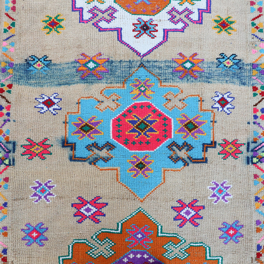 Z243 Handwoven Vintage Rug 3'4 x 10’10