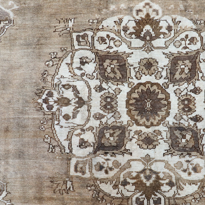 Z249 Handwoven Vintage Rug 5’8 x 9’3