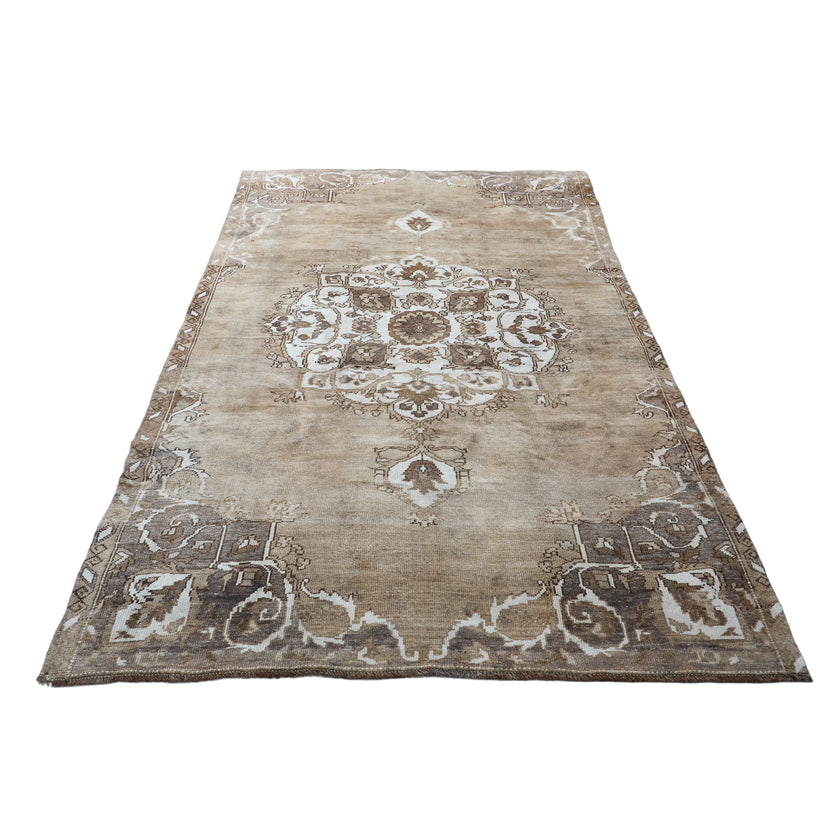 Z249 Handwoven Vintage Rug 5’8 x 9’3