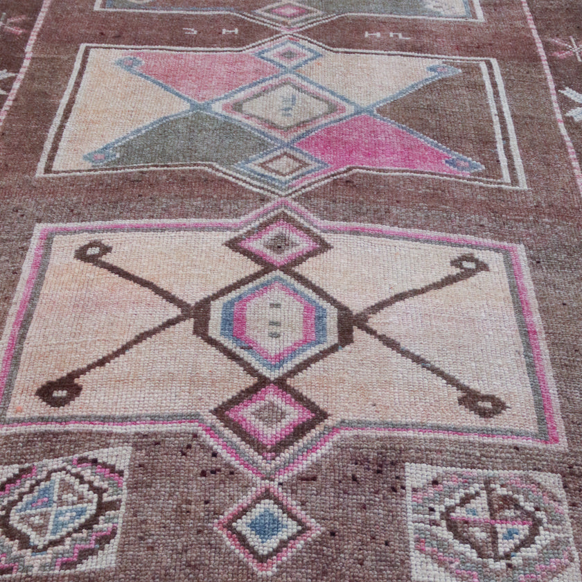 Z255 Handwoven Vintage Rug 4'3x14’1