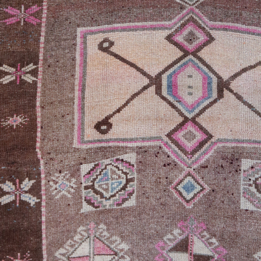 Z255 Handwoven Vintage Rug 4'3x14’1