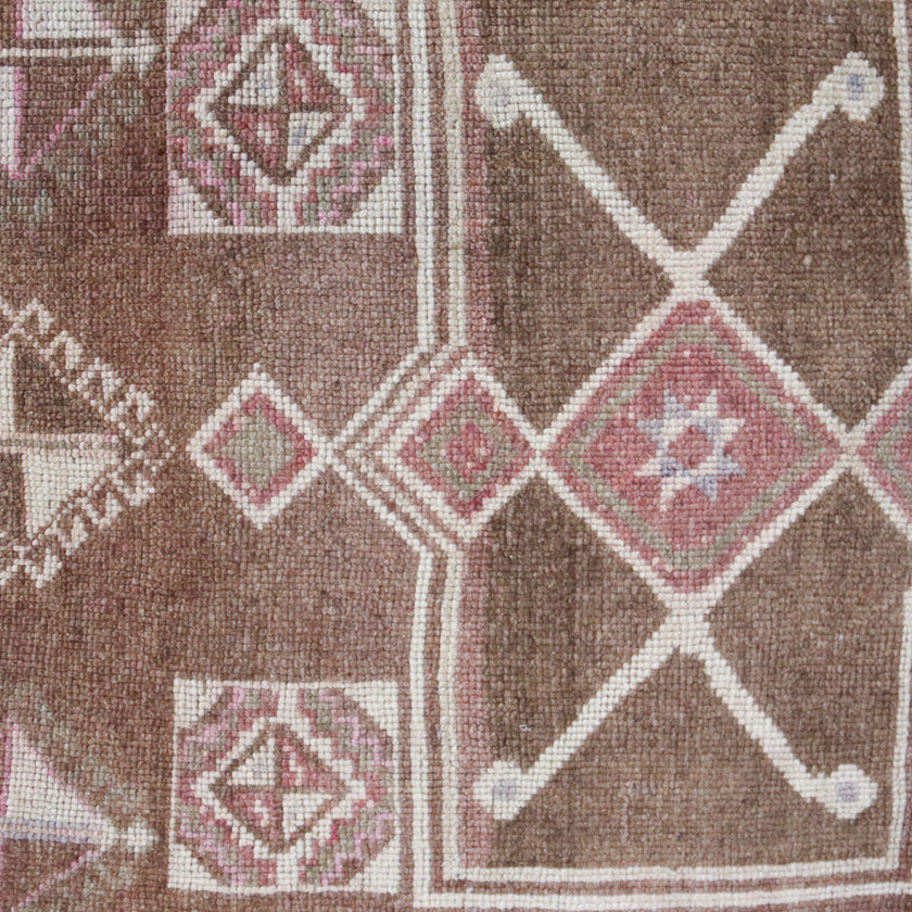 Z255 Handwoven Vintage Rug 4'3x14’1