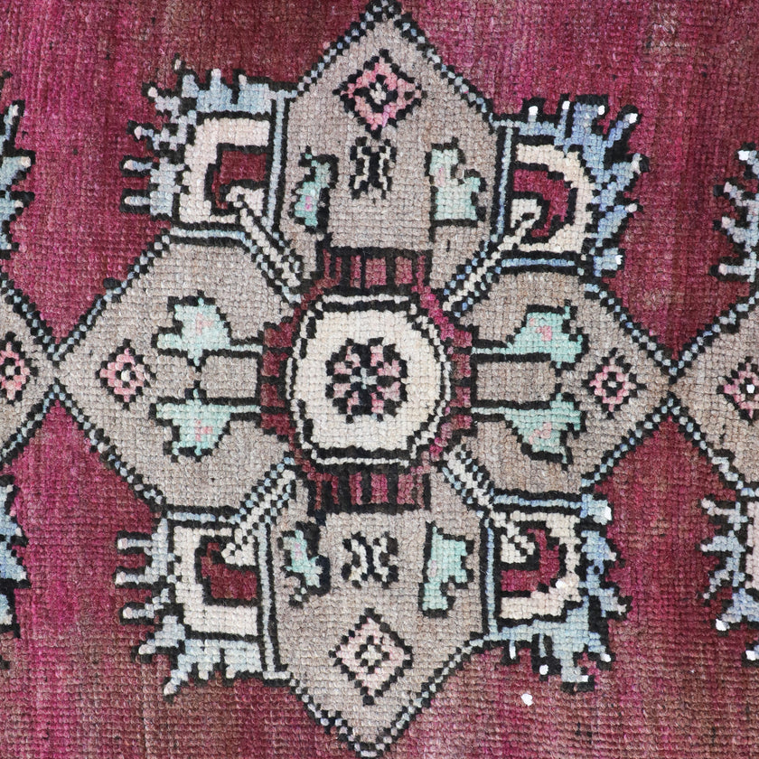 Z259 Handwoven Vintage Rug 2'10 x 10