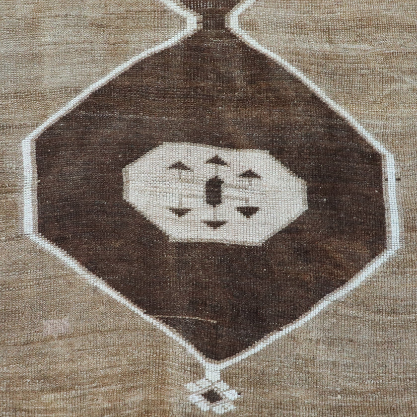 Z269 Handwoven Vintage Rug 3'6x11’3