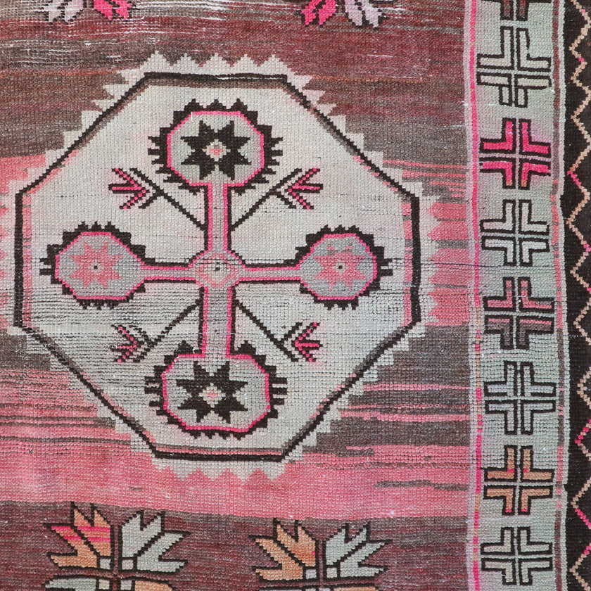Z273 Handwoven Vintage Rug 4'1 x 6’3