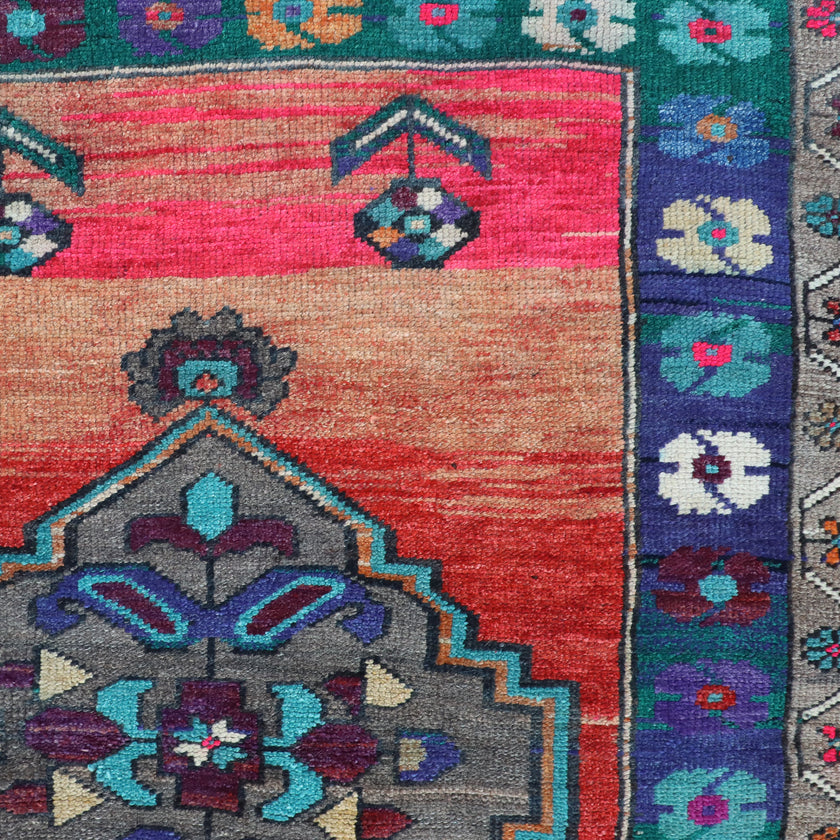 Z283 Handwoven Vintage Rug 2’10x3'2