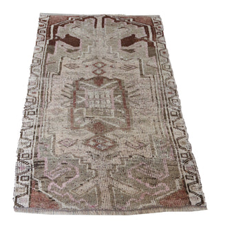 Medium Rugs – Page 3 – Zuma Imports