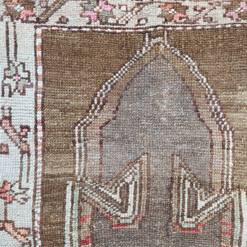 Z287 Handwoven Vintage Rug 2'10 x 4