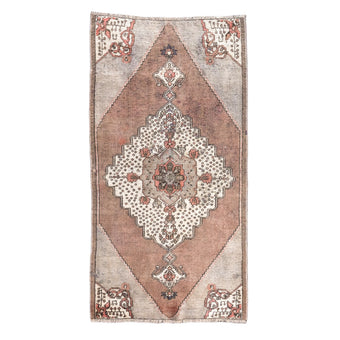 Z301 Handwoven Vintage Rug 3'5 x 6’8
