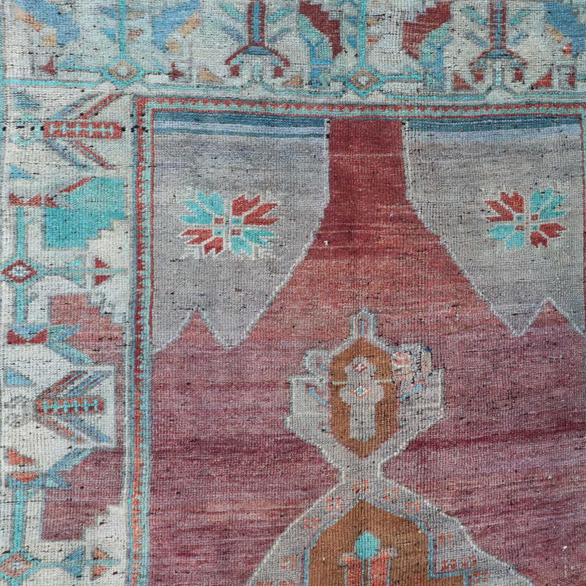 Z303 Handwoven Vintage Rug 3'11x9’7