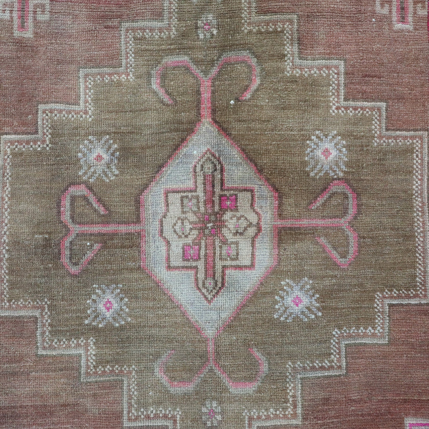 Z321 Handwoven Vintage Rug 3'2 x 10