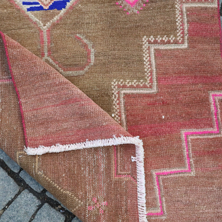 Z321 Handwoven Vintage Rug 3'2 x 10