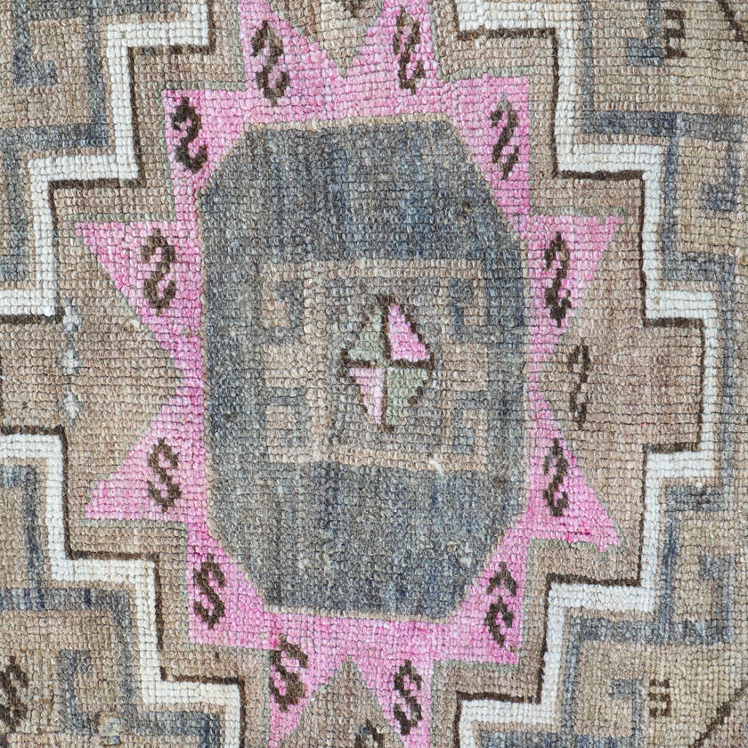 Z322 Handwoven Vintage Rug 2'6 x 3’6