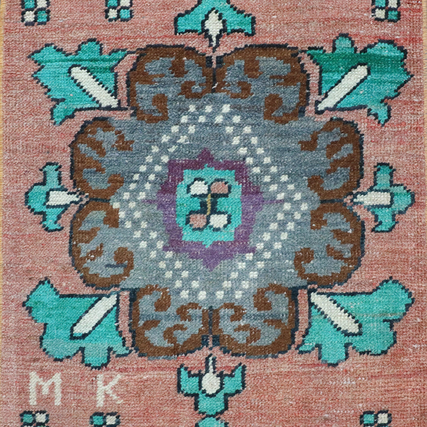 Z333 Handwoven Vintage Rug 1’10 x 10’10