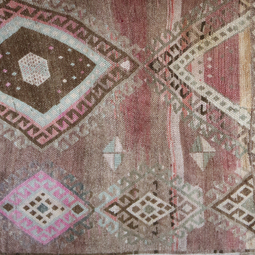 Z342 Handwoven Vintage Rug 5'4x12’8