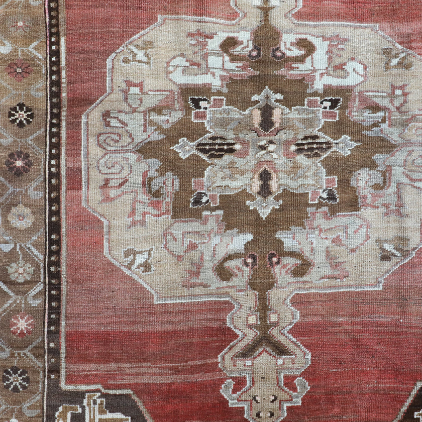 Z344 Handwoven Vintage Rug 5’6 x 7’11