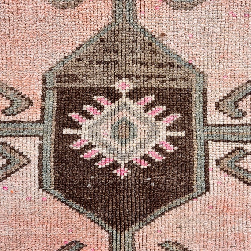 Z348 Handwoven Vintage Rug 5'10 x 12’2