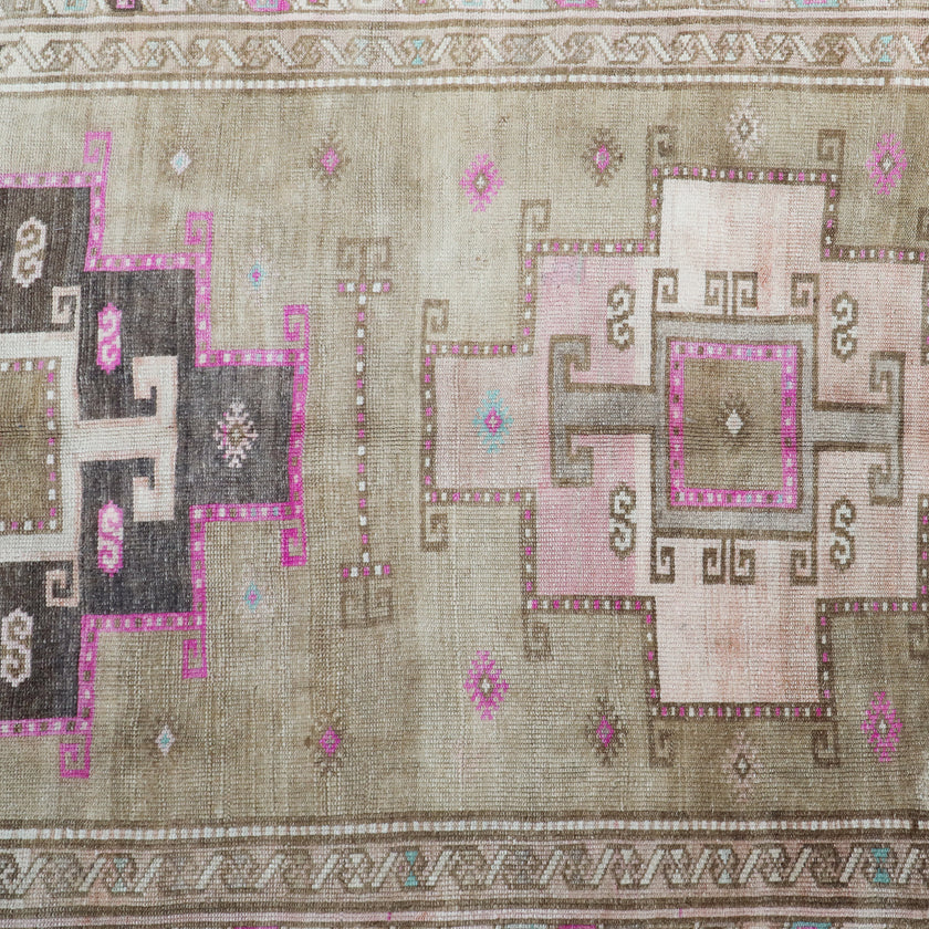 Z354 Handwoven Vintage Rug 4’9x10’2
