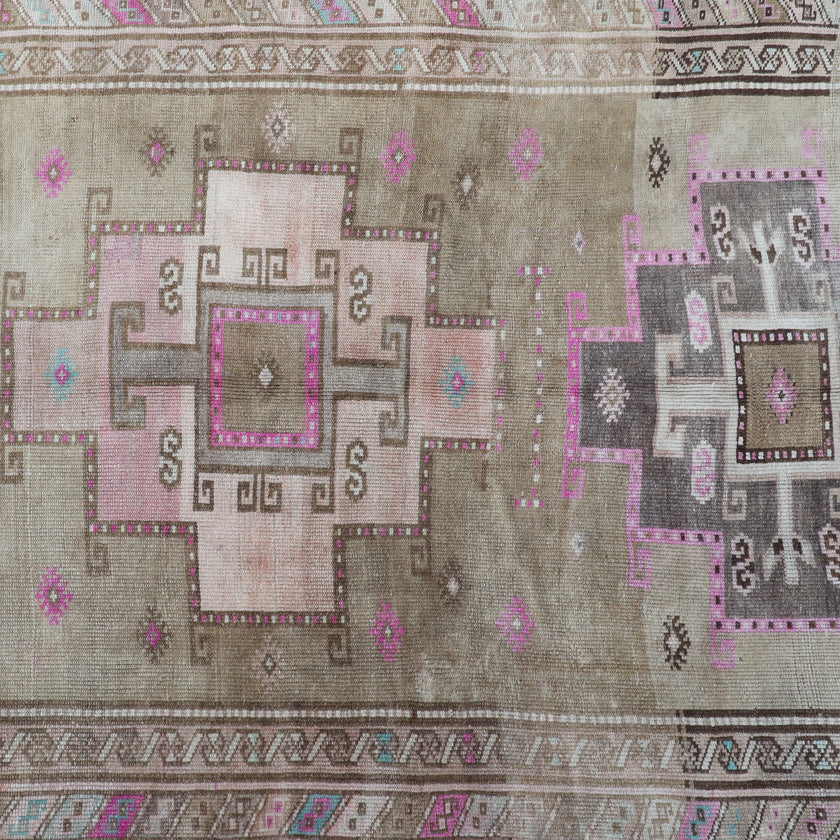 Z354 Handwoven Vintage Rug 4’9x10’2