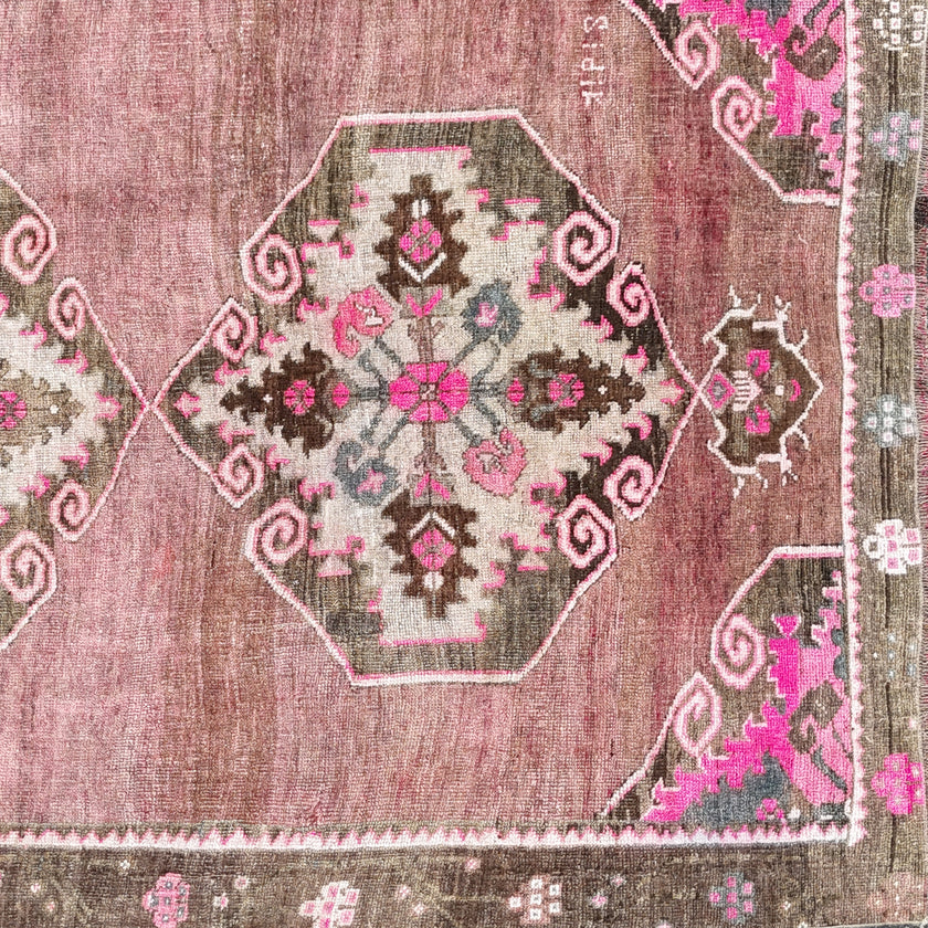 Z359 Handwoven Vintage Rug 5’1 x 11’1