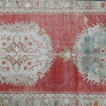 Z388 Handwoven Vintage Rug 3’2x11’8