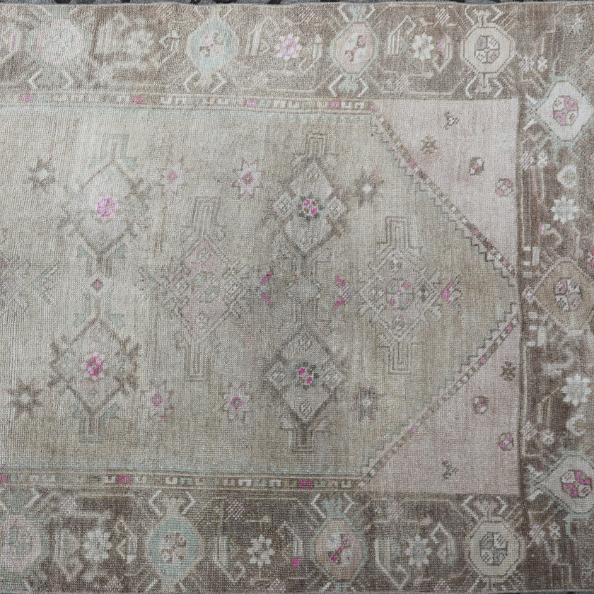 Z393 Handwoven Vintage Rug 3’11 x 13
