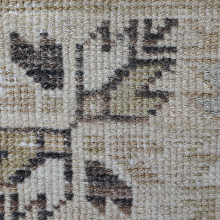 Z396 Handwoven Vintage Rug 2’10 x 6'10