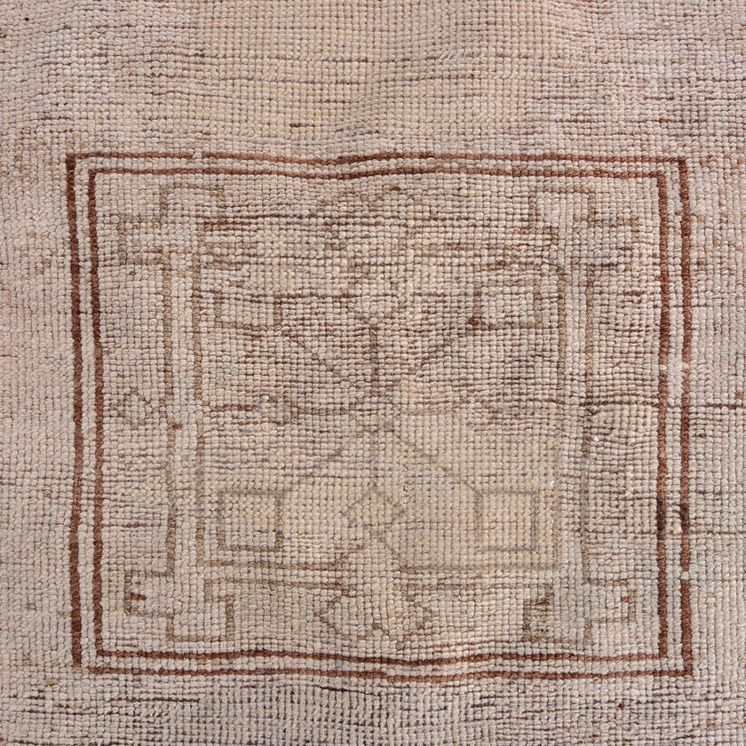 Z425 Handwoven Vintage Rug 3'5 x 7’10