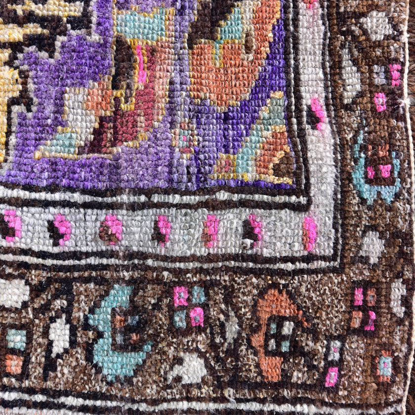 Z426 Handwoven Vintage Rug 3'5 x 7’10