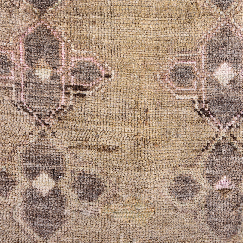 Z427 Handwoven Vintage Rug 1'11 x 6