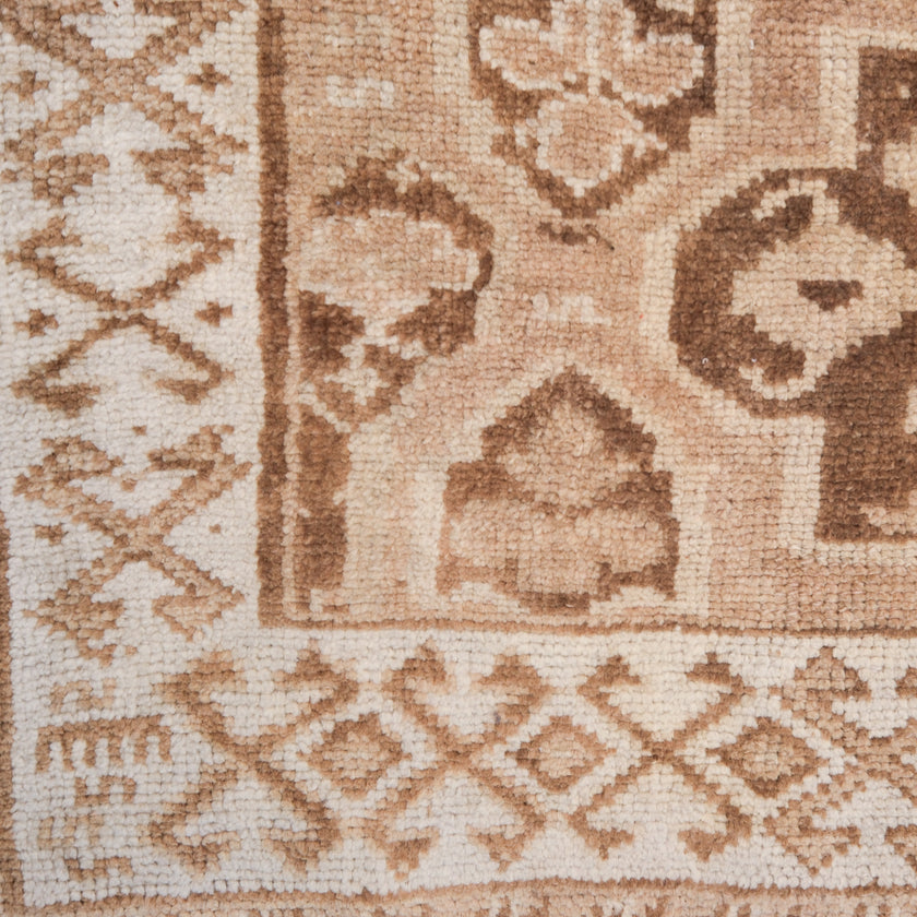 Z447 Handwoven Vintage Rug 4’5 x 8’3