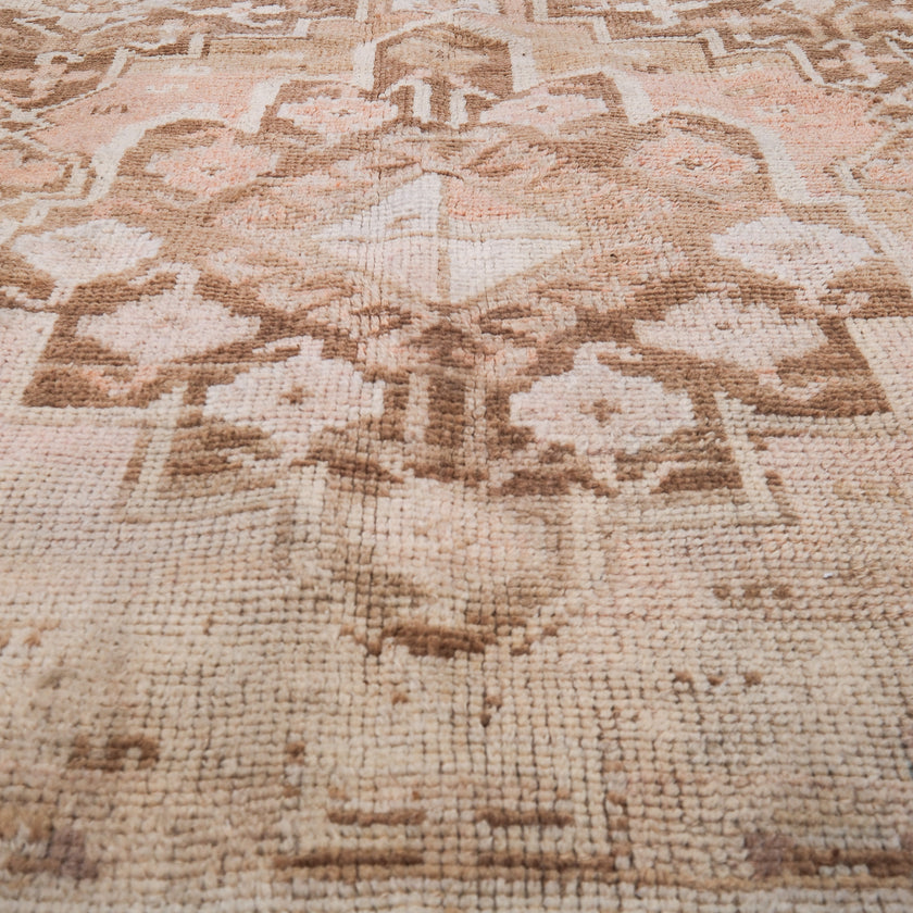 Z447 Handwoven Vintage Rug 4’5 x 8’3