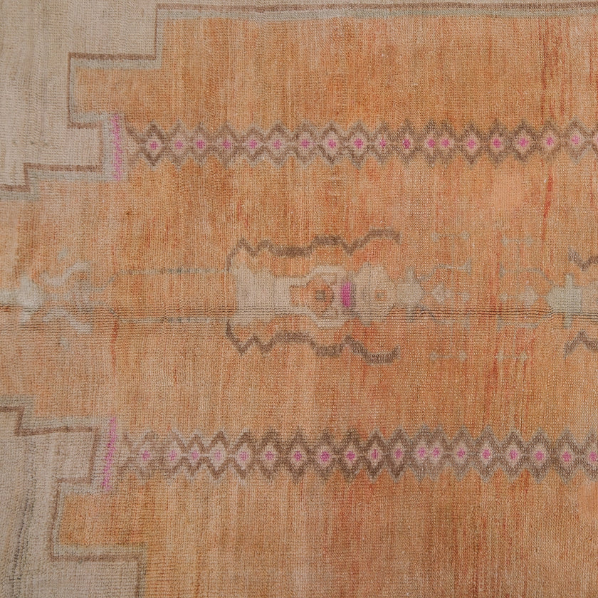 Z448 Handwoven Vintage Rug 8'3 x 4’8