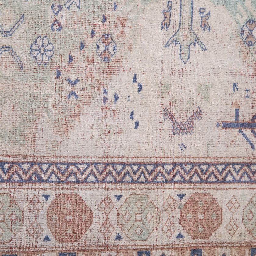 Z452 Handwoven Vintage Rug 8’2 x 5’11