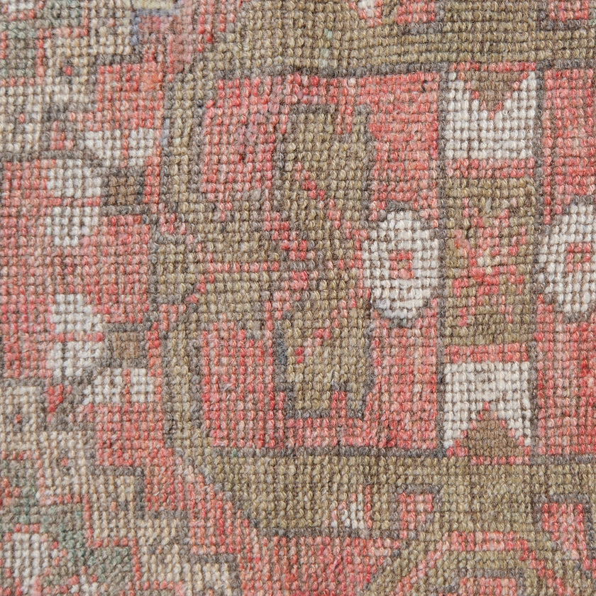 Z453 Handwoven Vintage Rug 9'3 x 2’11