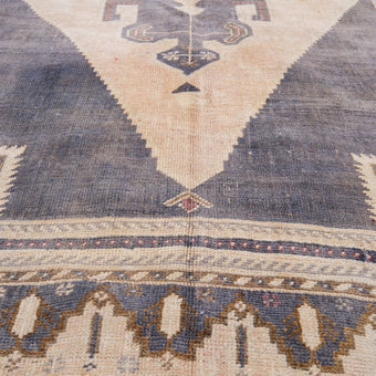 Z456 Handwoven Vintage Rug 9’6 x 5’7