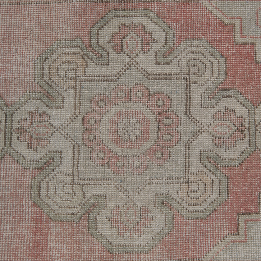 Z457 Handwoven Vintage Rug 9’11 x 2’9