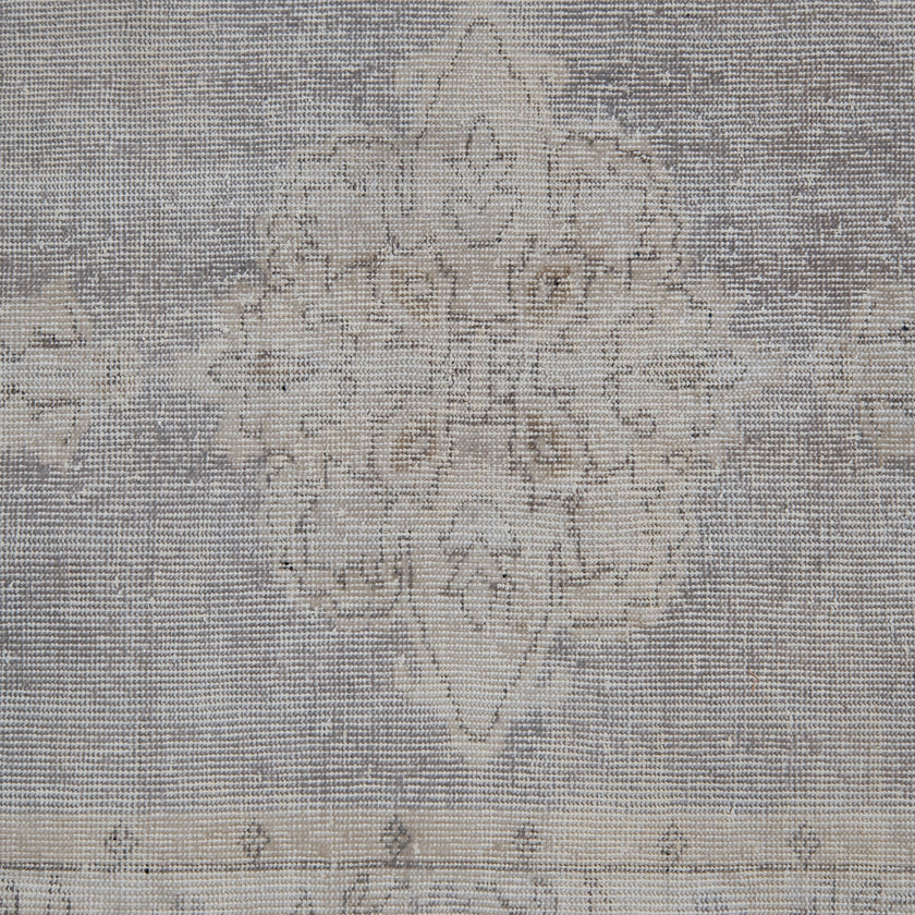 Z462 Handwoven Vintage Rug 10’9 x 2’8