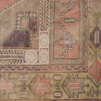 Z467 Handwoven Vintage Rug 6'2 x 3’8