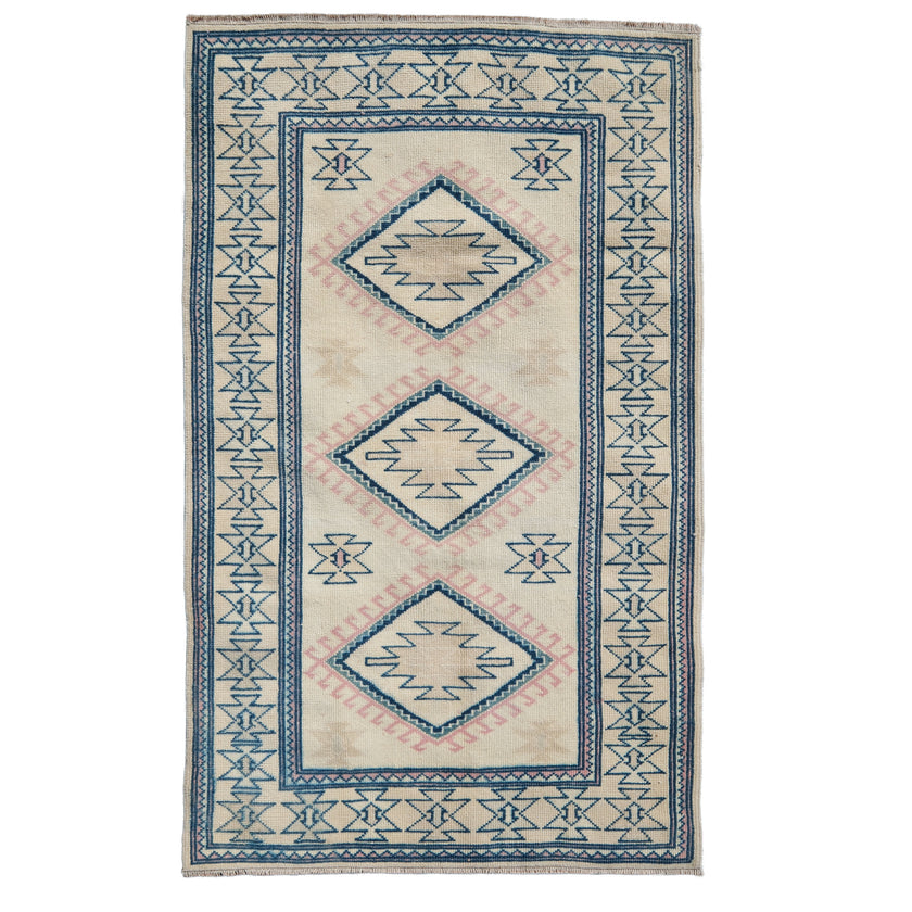 Z471 Handwoven Vintage Rug 2’10 x 4’10