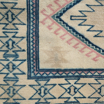 Z471 Handwoven Vintage Rug 2’10 x 4’10
